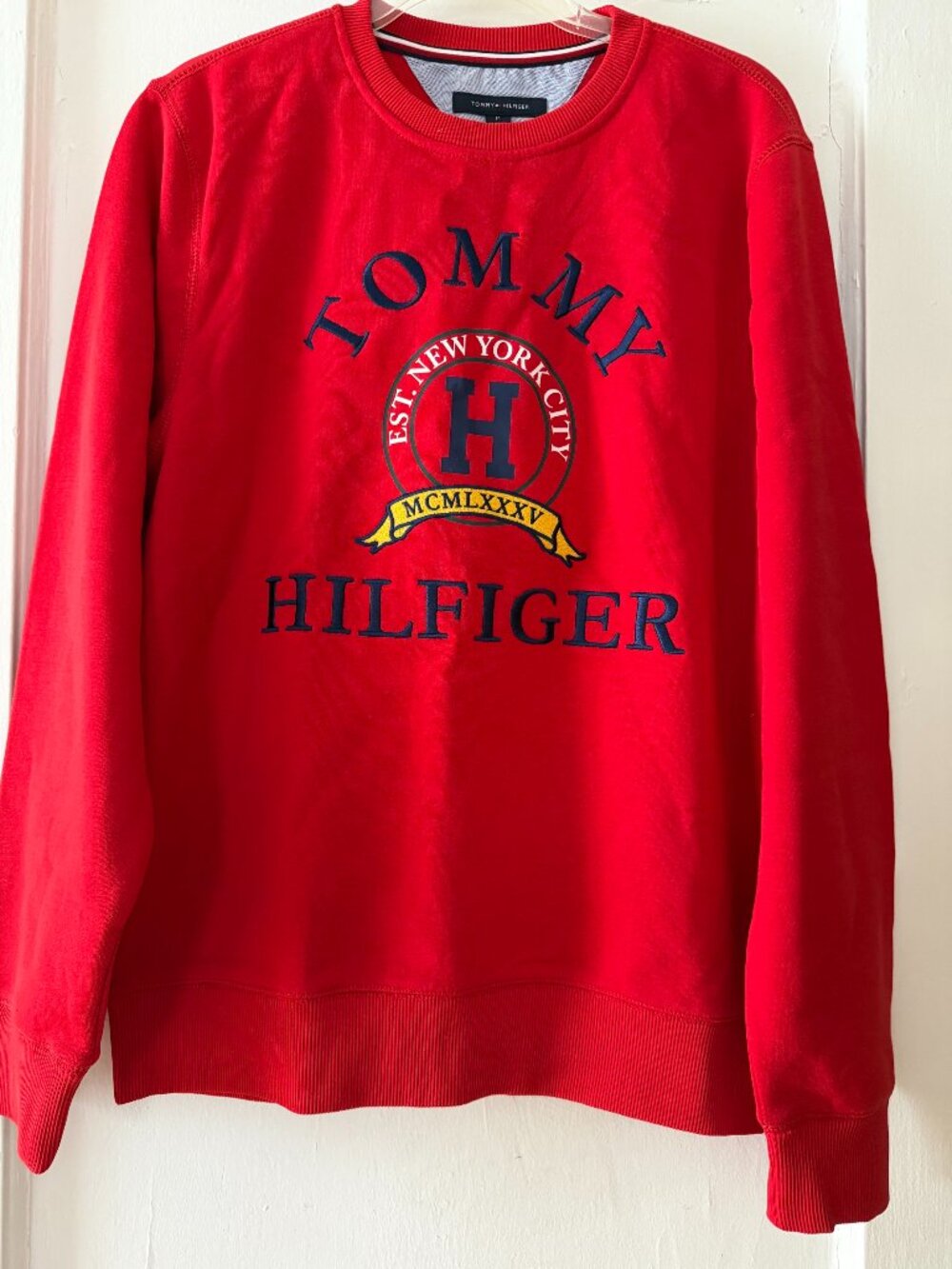 NWT Tommy Hilfiger Red Embroidered Logo Sweatshirt, Unisex: Medium
